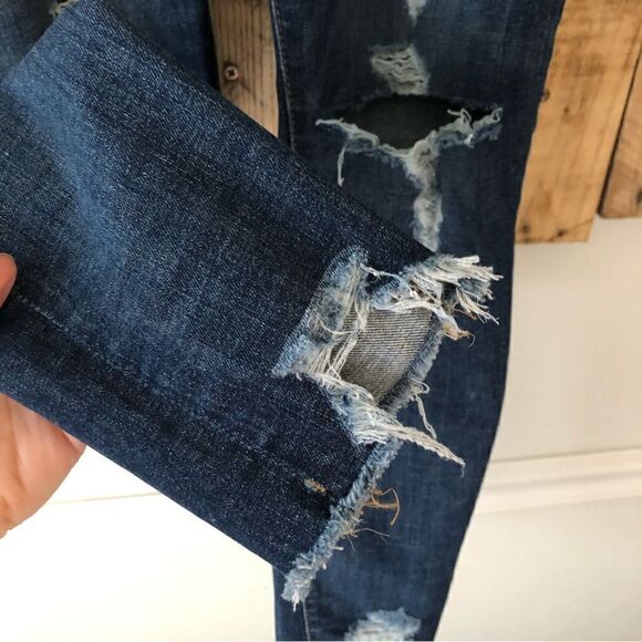 Madewell 9" High-Rise Skinny Jeans: Destructed Edition Size 27 - Picture 6 of 14